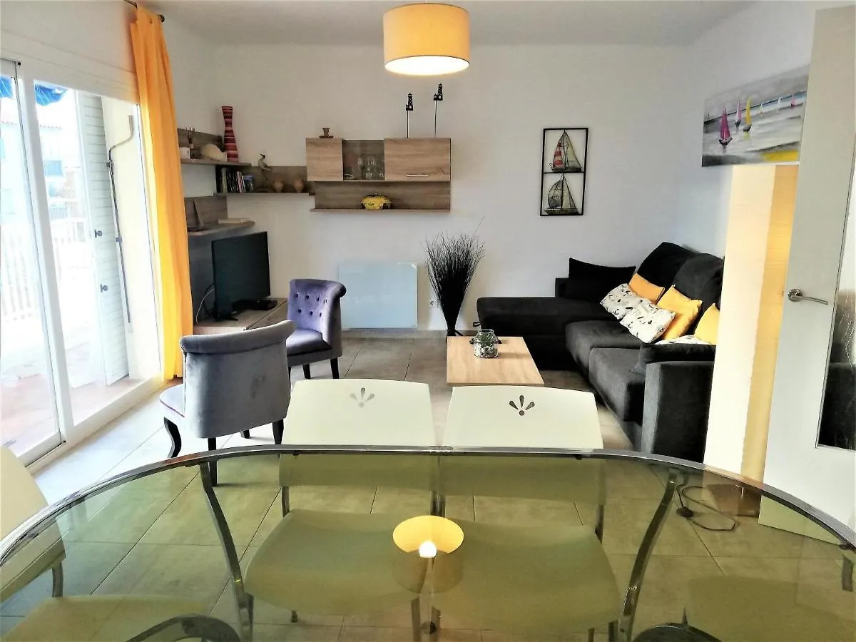 Apartment Apartamento En Roses Para 5-6 Personas, 2ª Linea De Playa, Terraza, Parking, Sin Mascotas, Sabanas Incluidas - Es-258-41