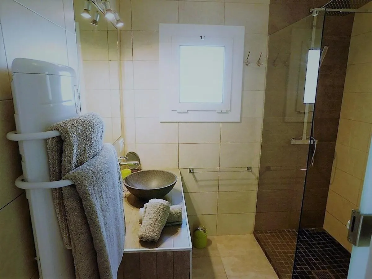 Apartamento En Roses Para 5-6 Personas, 2ª Linea De Playa, Terraza, Parking, Sin Mascotas, Sabanas Incluidas - Es-258-41 公寓