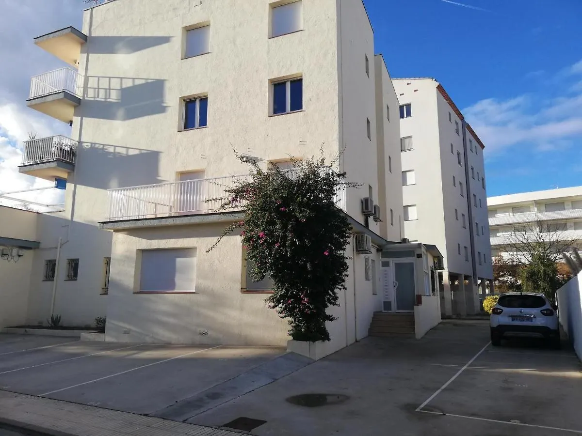 公寓 Apartamento En Roses Para 5-6 Personas, 2ª Linea De Playa, Terraza, Parking, Sin Mascotas, Sabanas Incluidas - Es-258-41