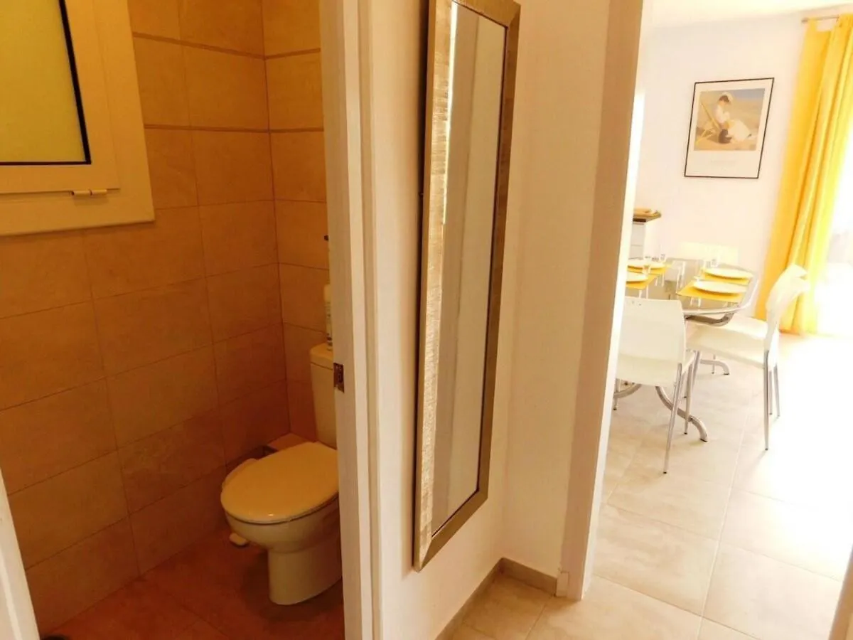 公寓 Apartamento En Roses Para 5-6 Personas, 2ª Linea De Playa, Terraza, Parking, Sin Mascotas, Sabanas Incluidas - Es-258-41